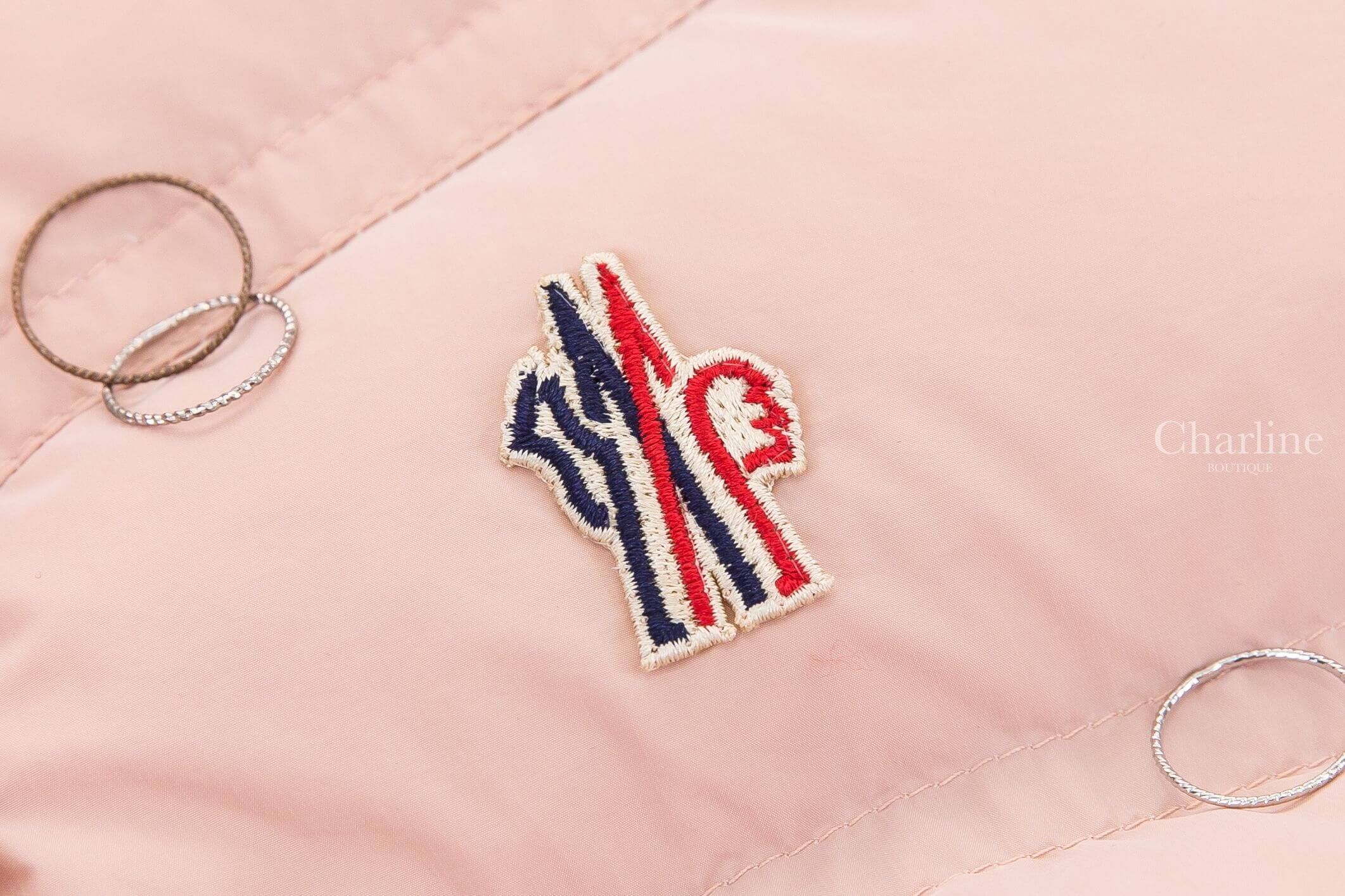 Moncler Baise Down Gilet 粉色小立領黑色圓釦羽絨背心