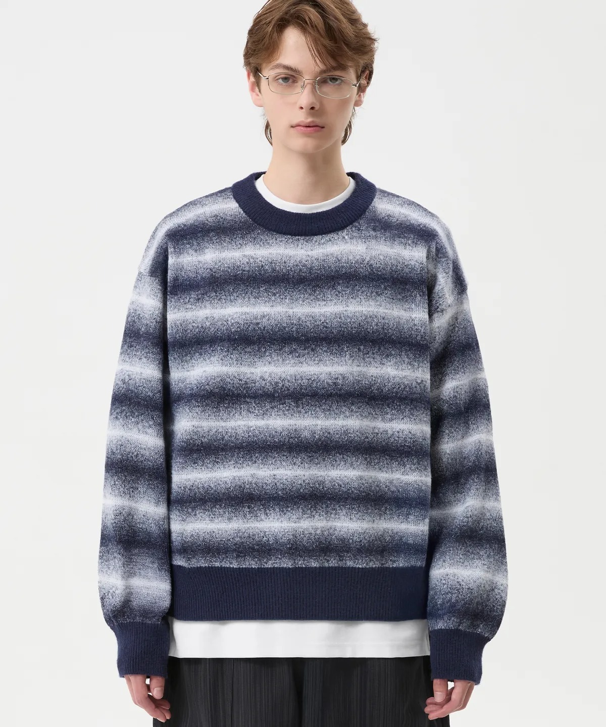 TRILLION Washable Gradient Stripe Crew Neck Knit