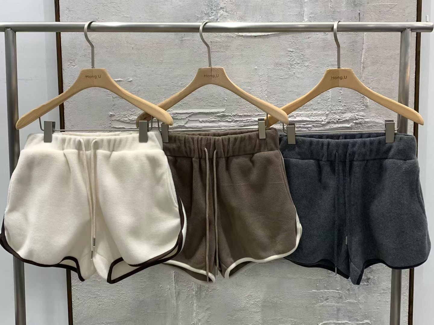 HN5310 全橡筋拼色邊休閒短褲