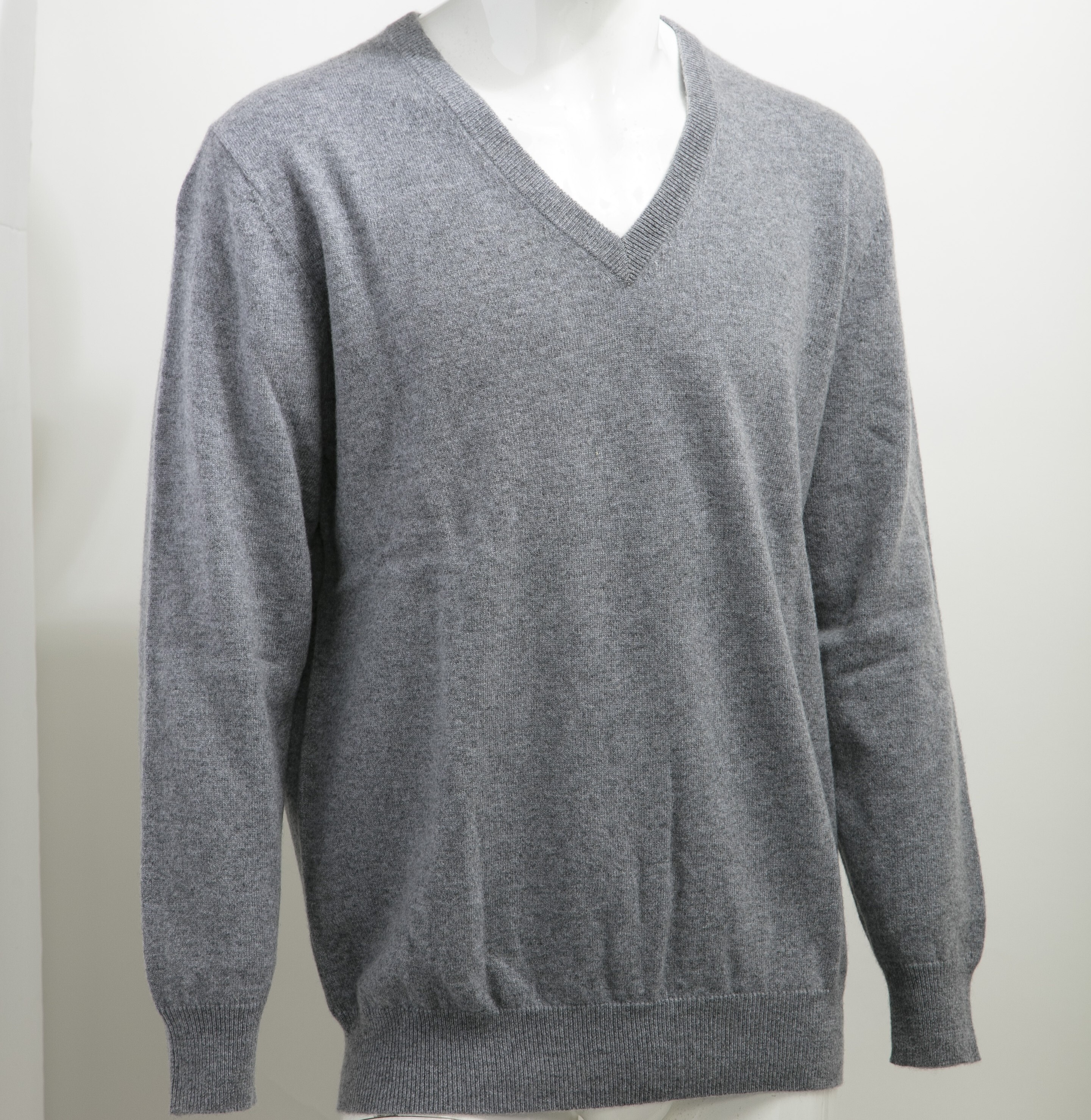 Lauriano Preola - 男裝淨色V領長袖茄士咩羊毛上衣 5-LS/VN/SOLID