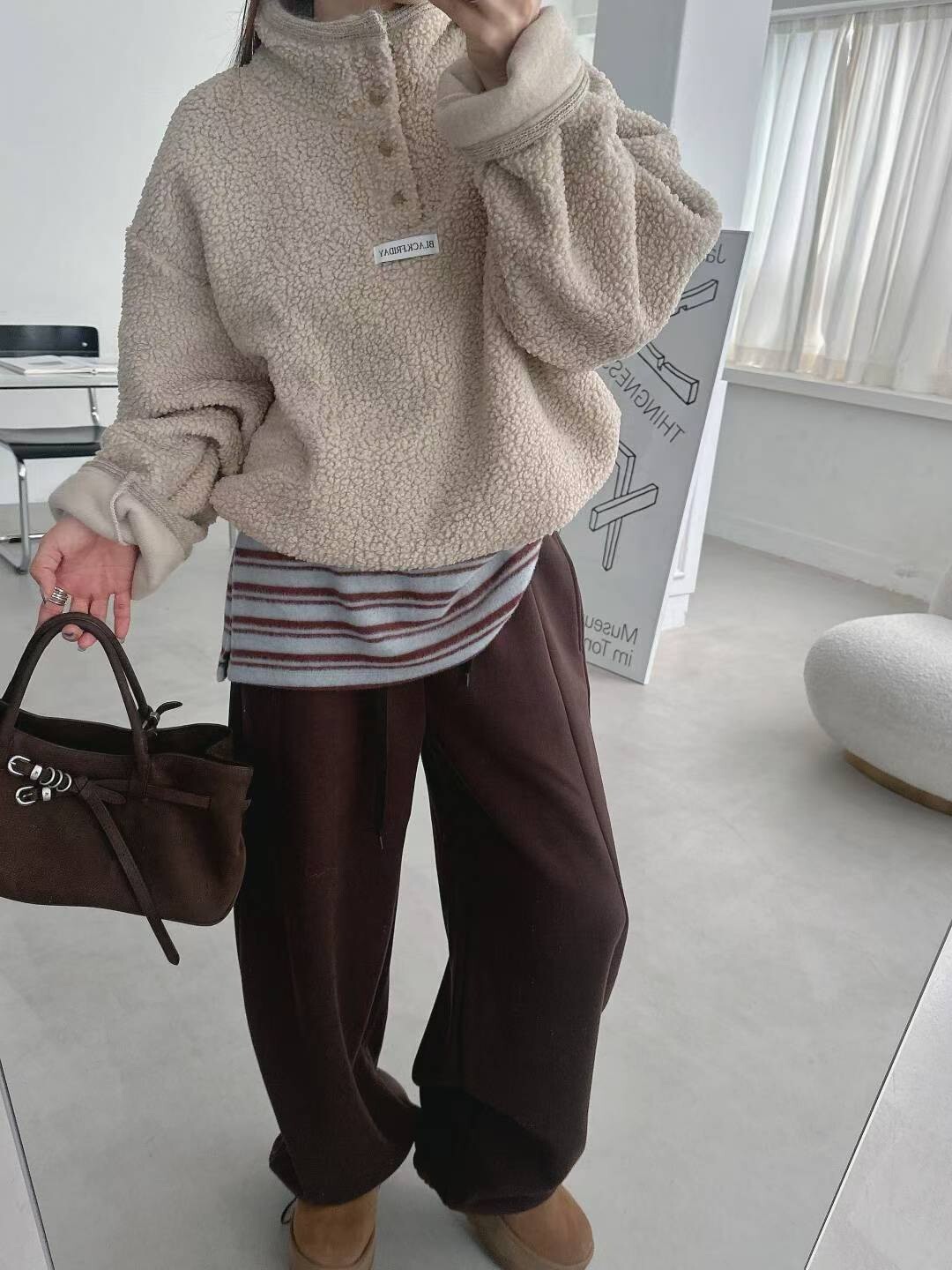 開襟釦立領羊毛捲衛衣