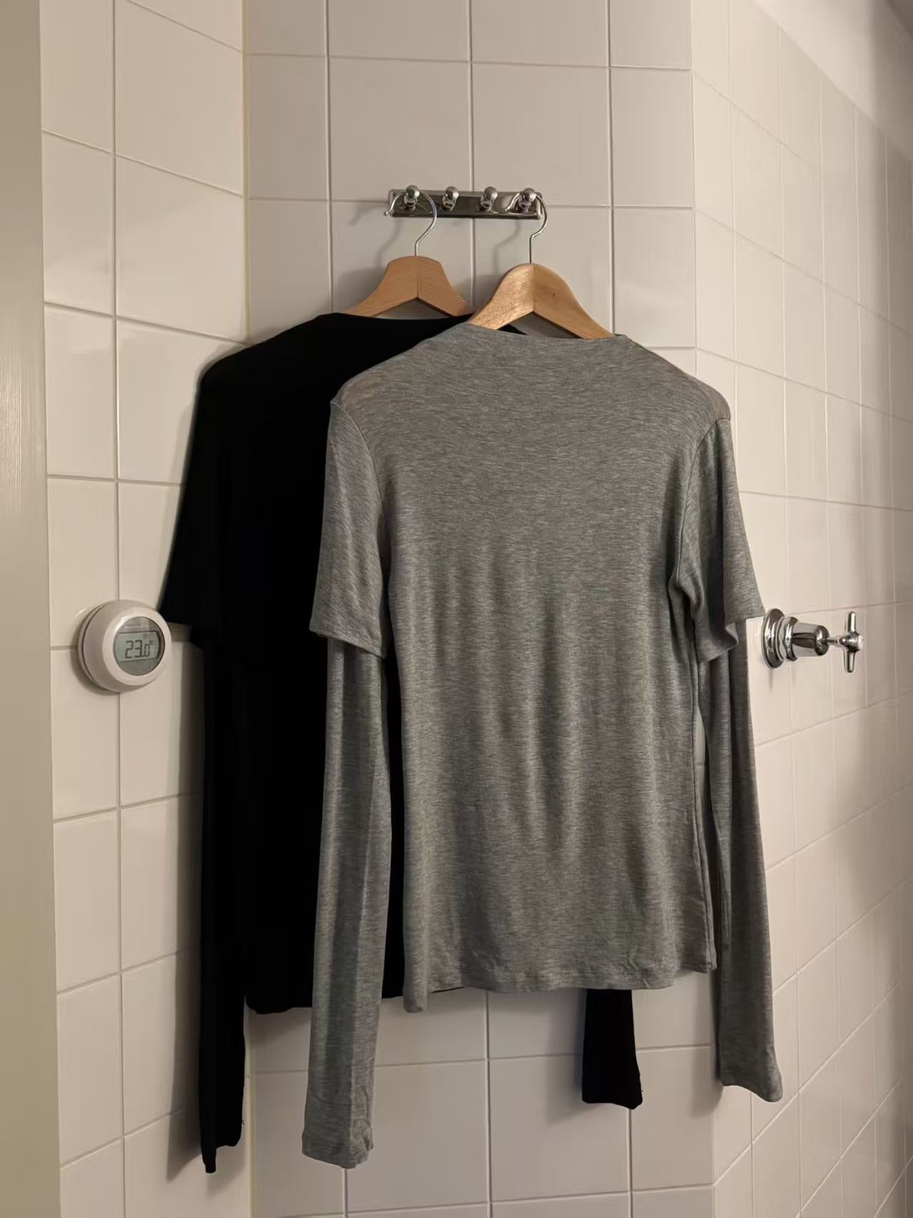 HN5320 假兩件貼膚軟綿上衣