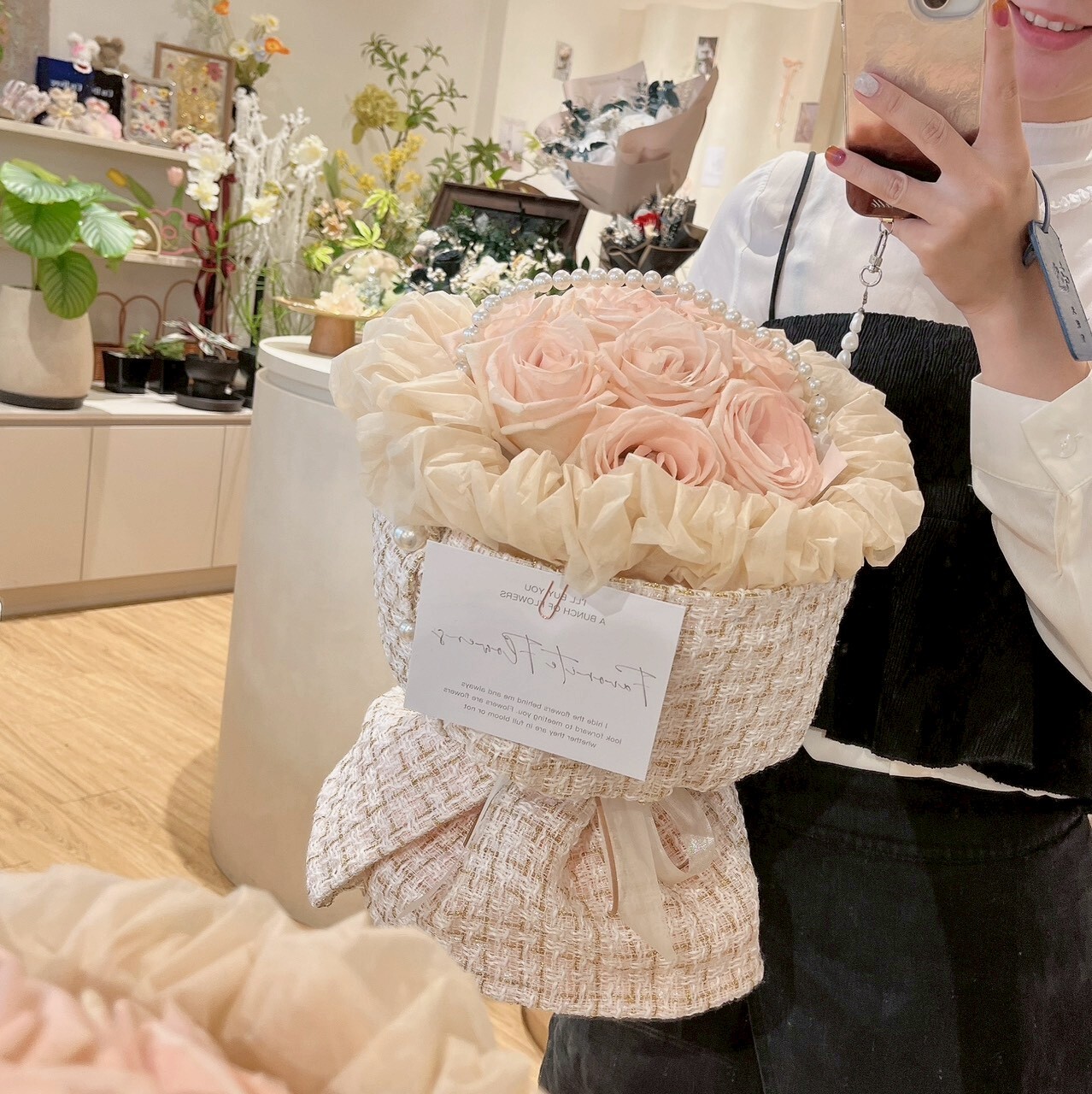 小香風玫瑰花束 /進口鮮花玫瑰