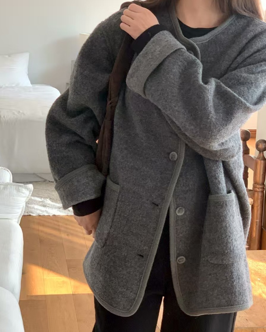 質感灰排釦造型大衣外套