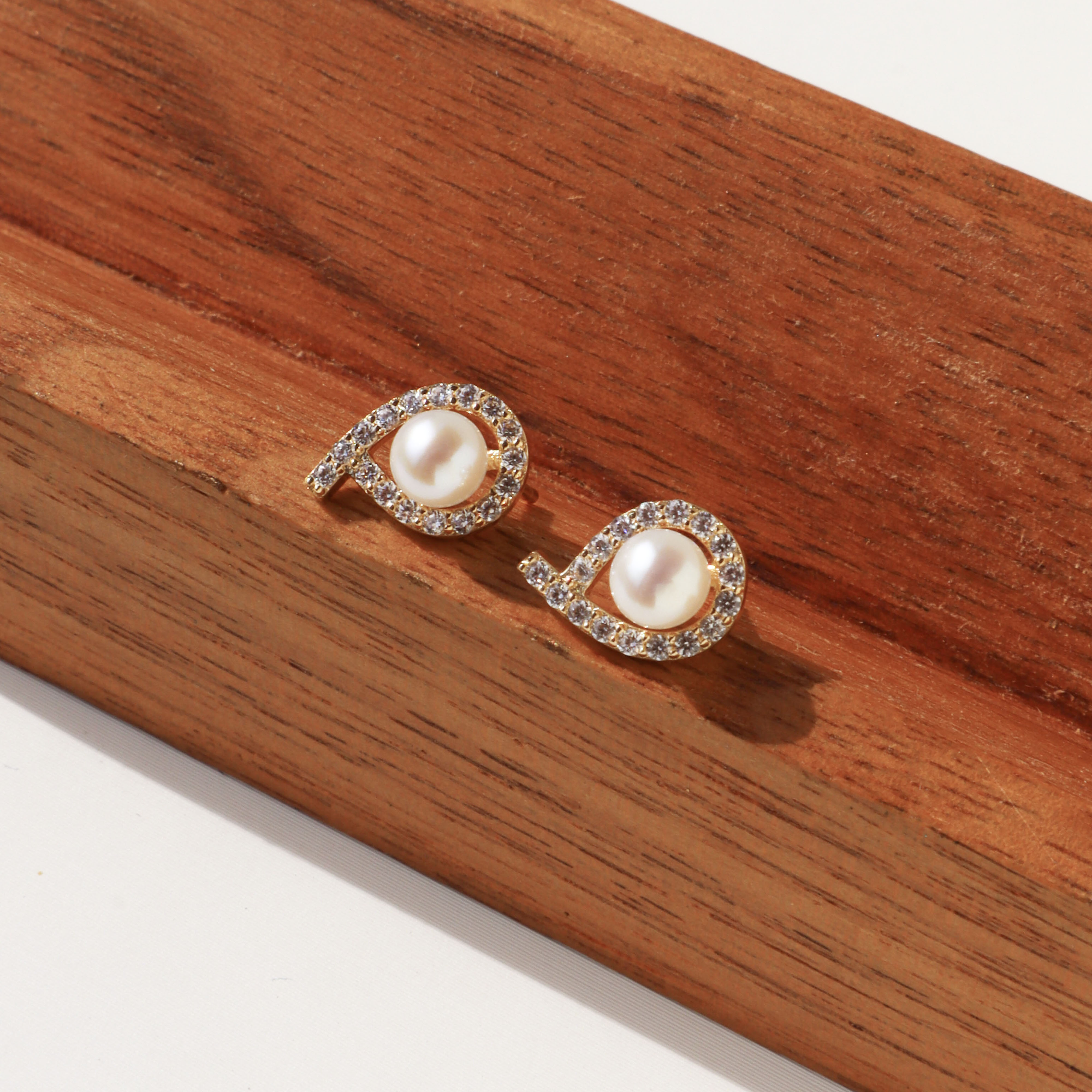 10K/柔滴鋯鑽珍珠耳環