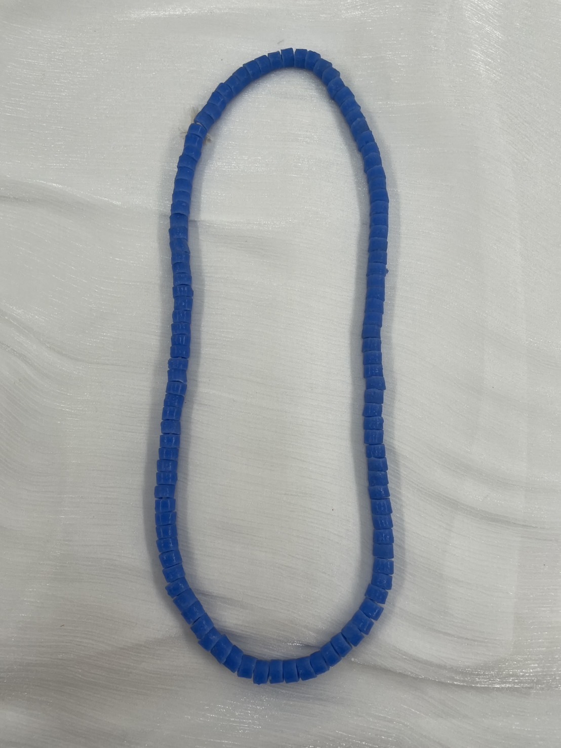 No.7貿易老藍珠9mm高5mm總長64cm共100顆