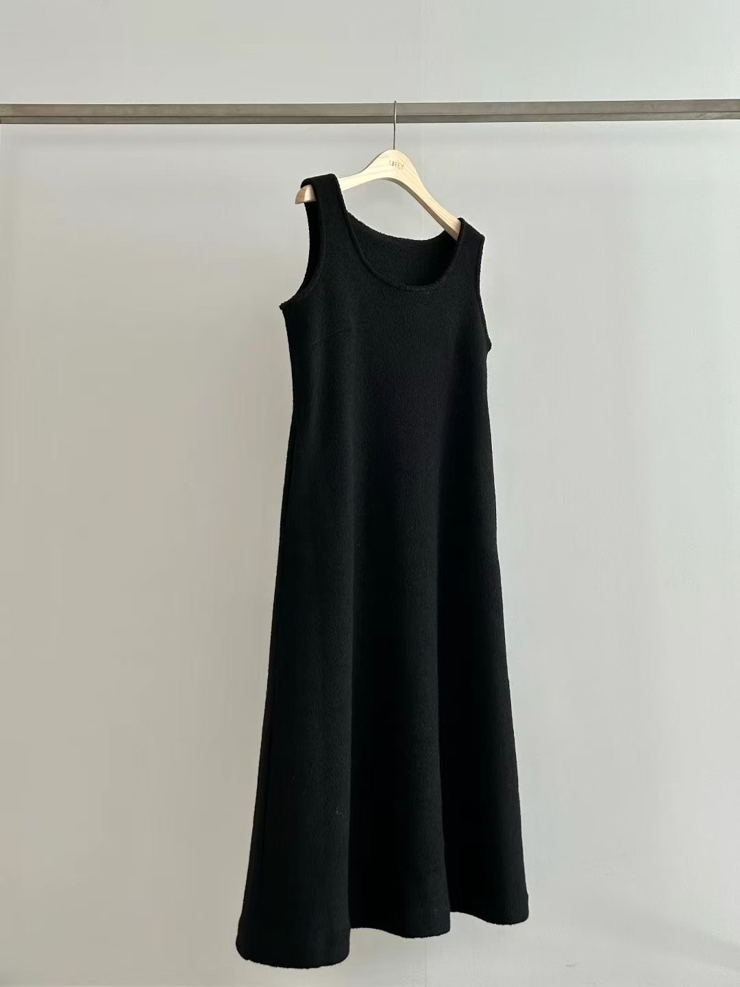 LY5317 刷毛背心連身裙