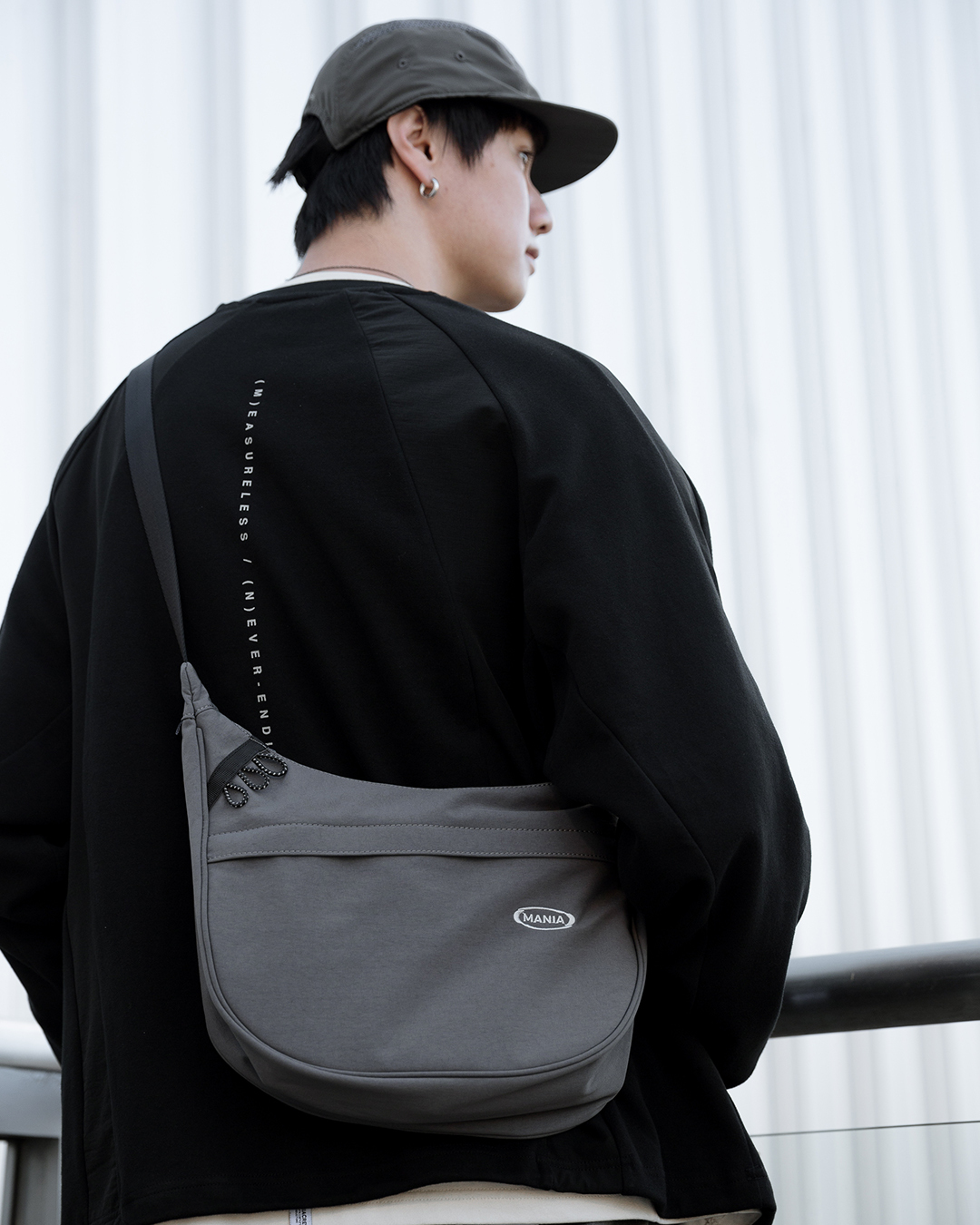 MANIA 日常側背包 復刻 黑/灰/橘 25 A/W Sling Bag