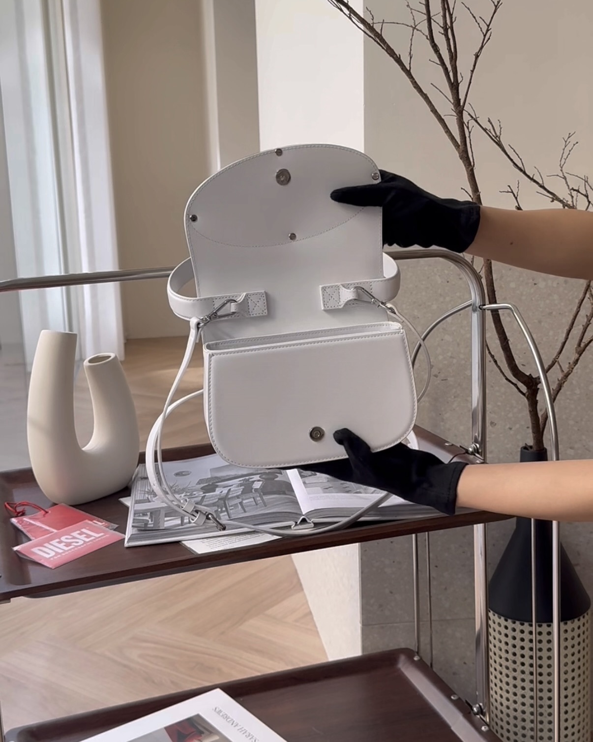 DIESEL｜1DR 牛皮叮噹包 白色