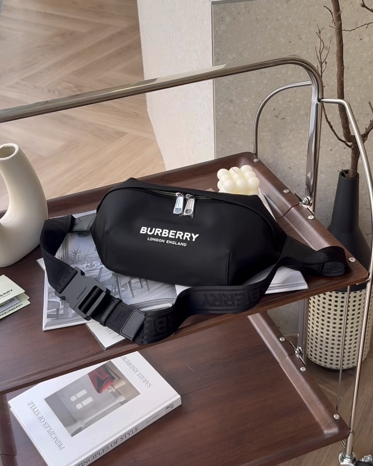 BURBERRY｜印花LOGO尼龍腰包 黑色