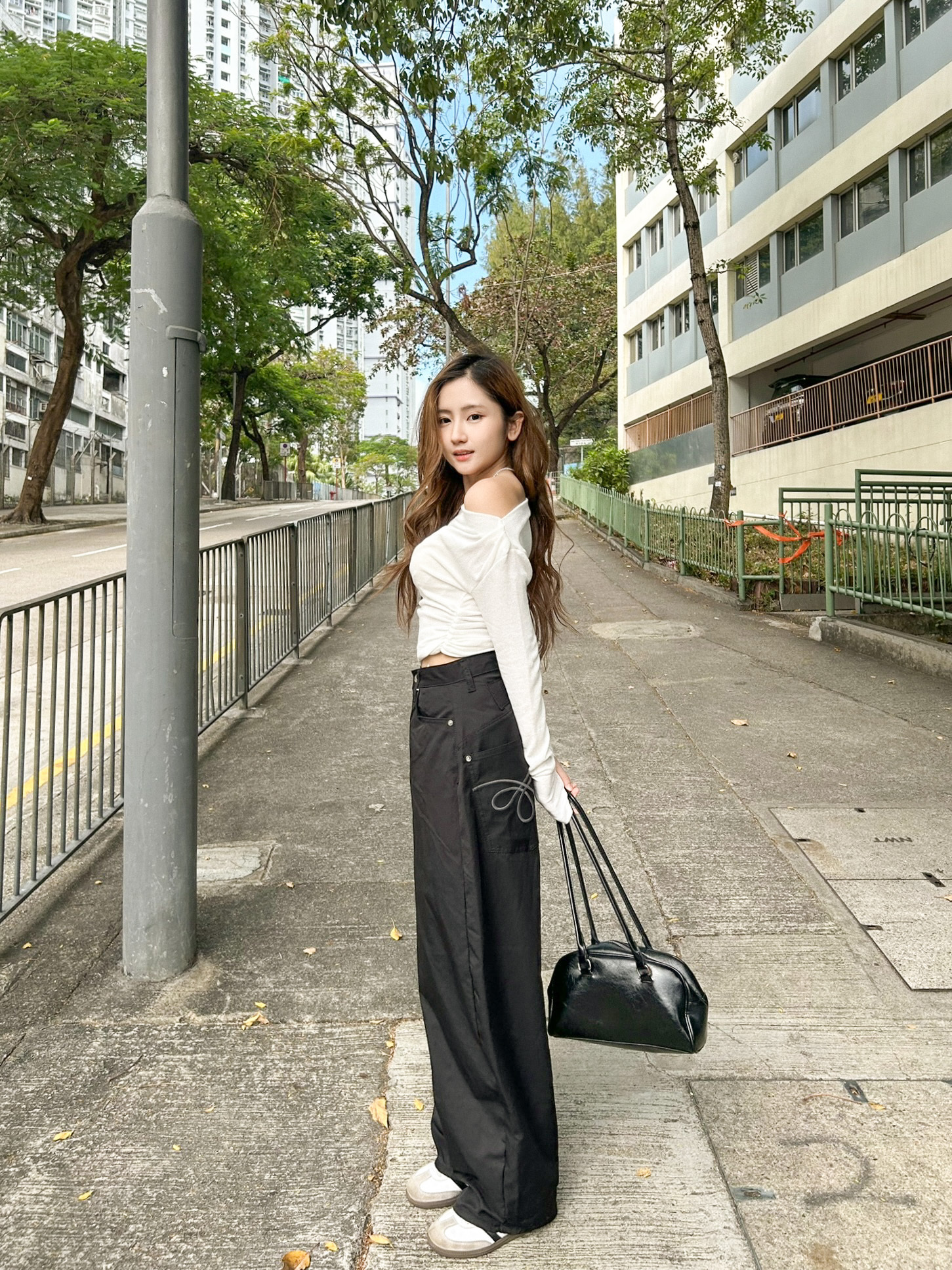 Girly & Lady Thin Knit One Shoulder Top