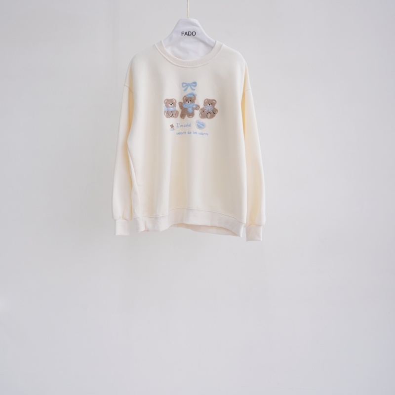 法朵Fado shop｜雲朵 ˚☁️三隻小熊圓領棉Tee 0214030 四色