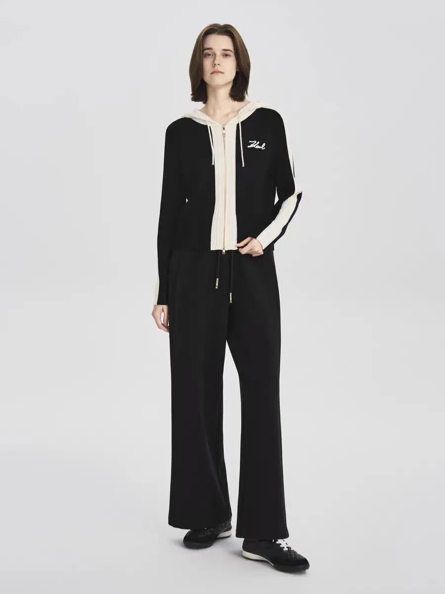 Karl 黑色併白字Logo 有帽外套 女款