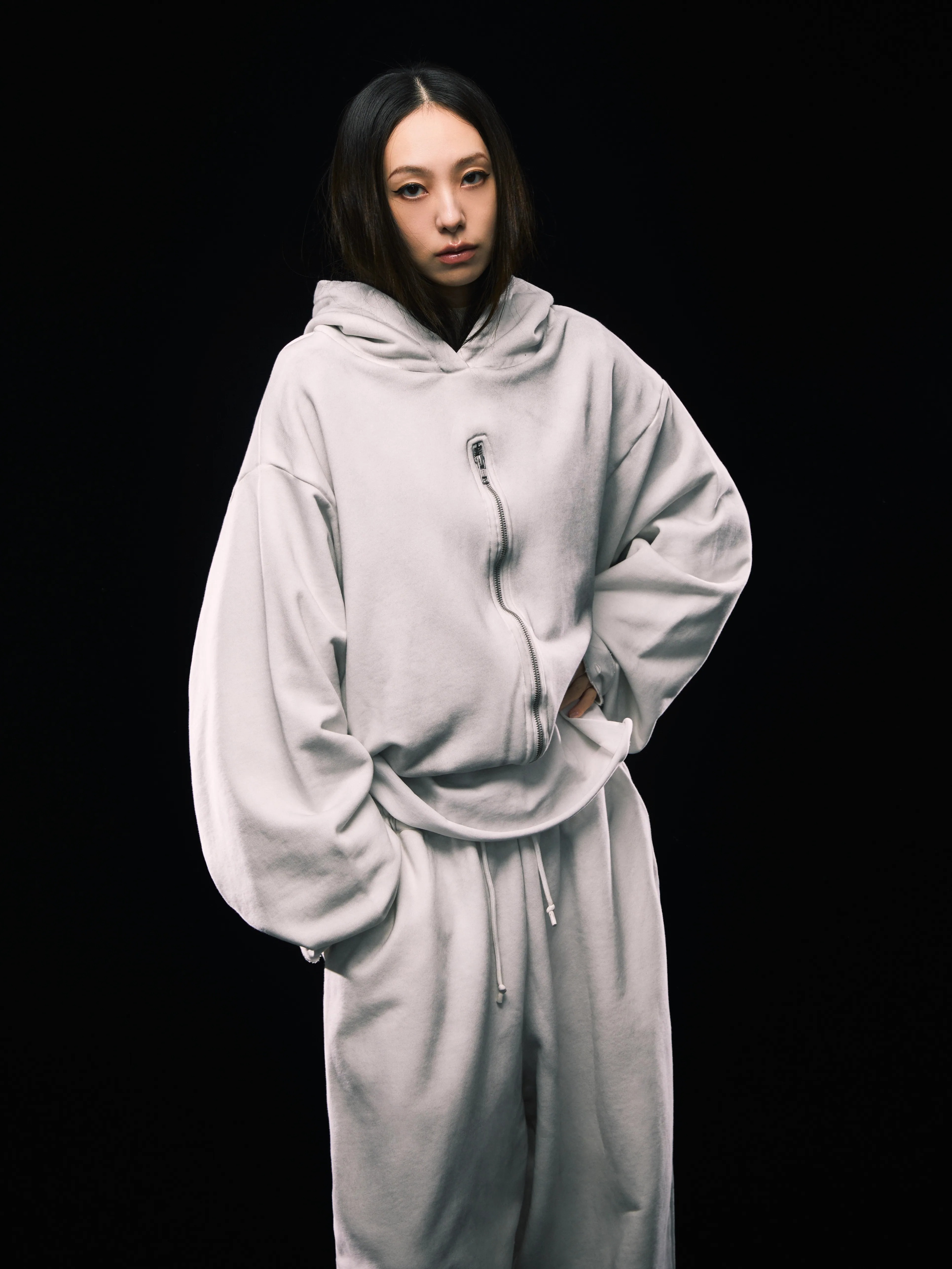 pip | Worn Drift Hoodie (White)