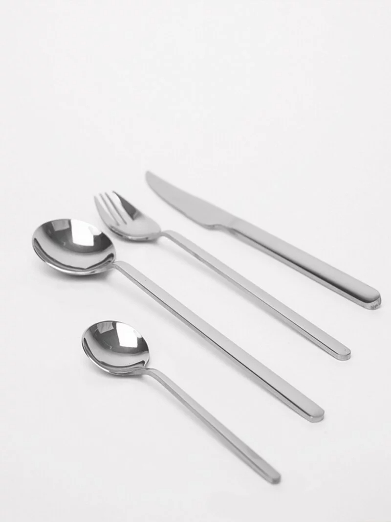 ByOn-Frank 法蘭克刀叉湯匙，帶有經典與潮流元素，質感細緻漂亮