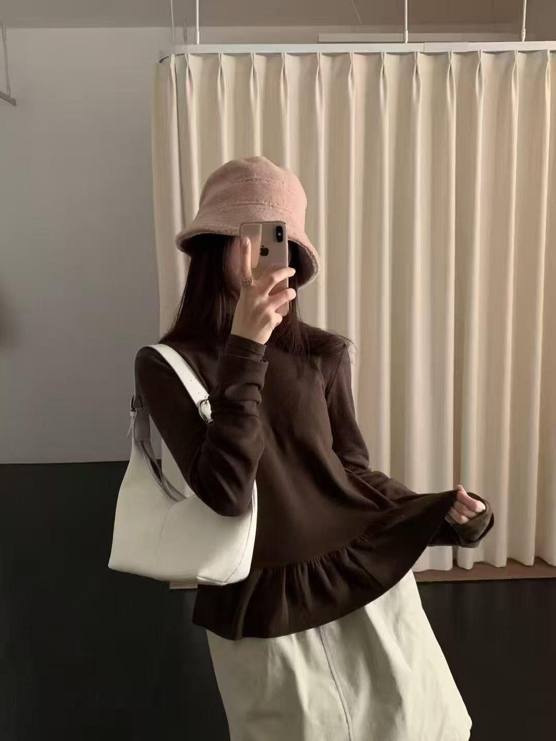 𝐃𝐞𝐜.𝟏𝟕 / 13957 - 網紗拼接半高領打底上衣(3色) 深灰/淺灰/咖色