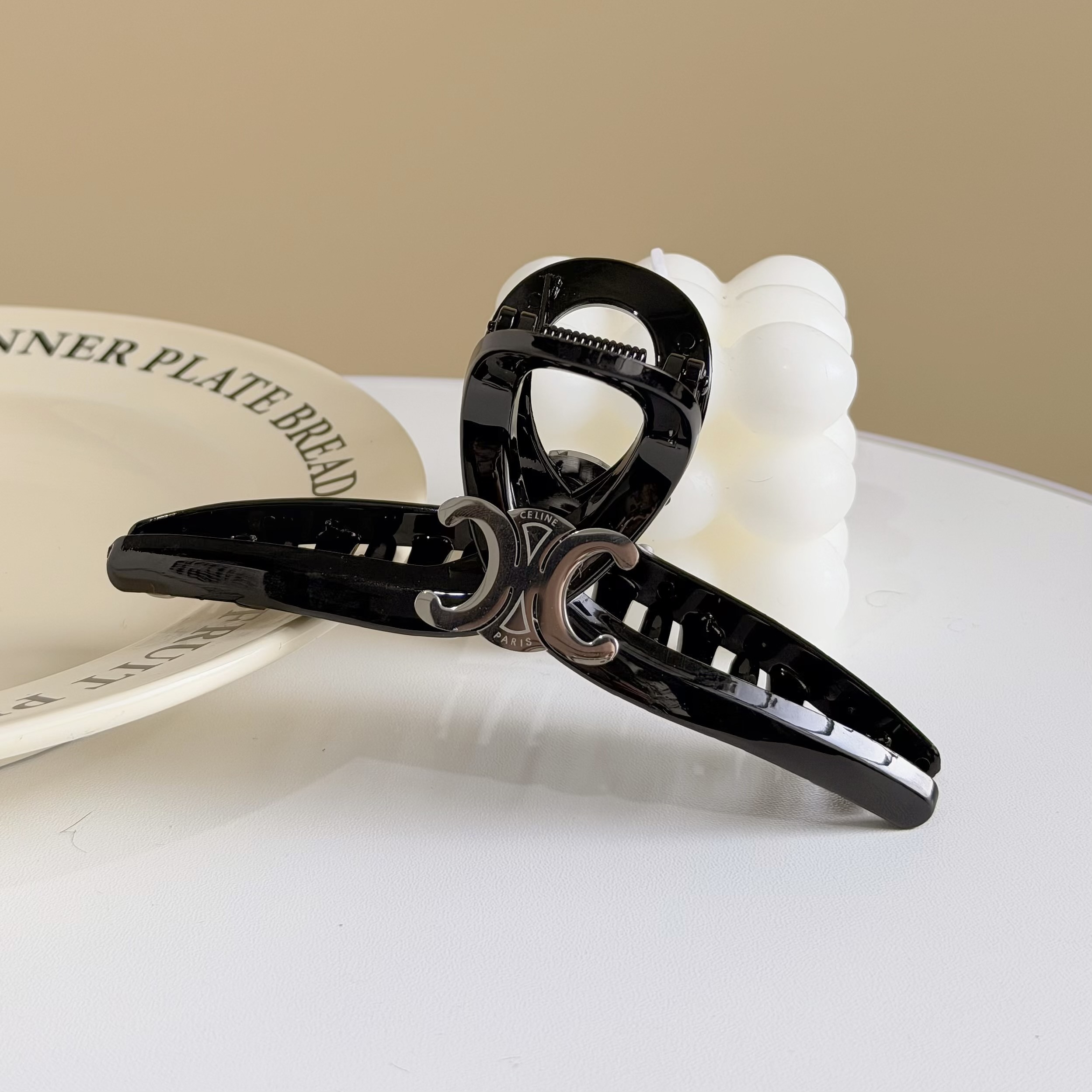 H211金標壓克力鯊魚夾