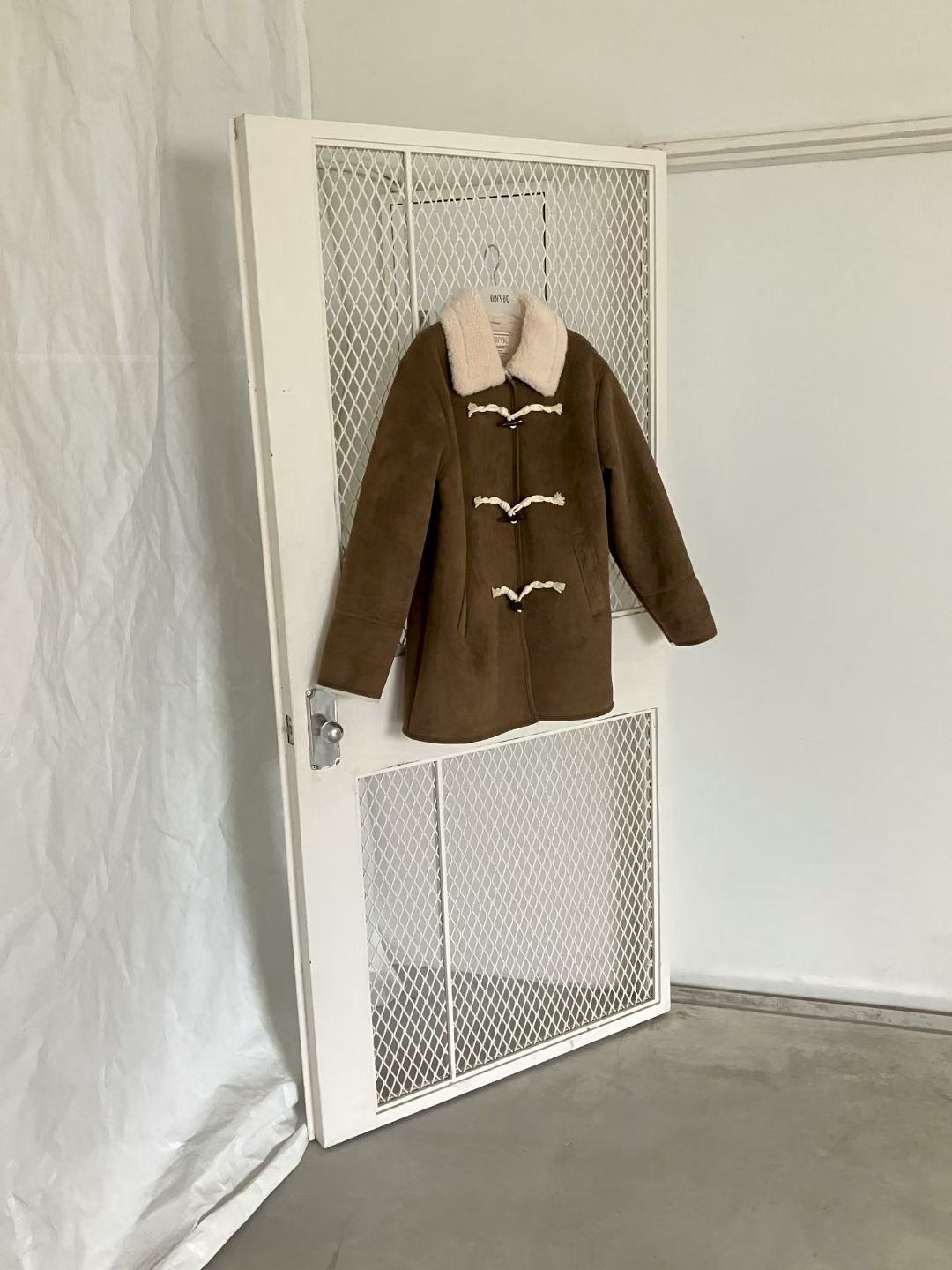 牛角鈕毛毛外套