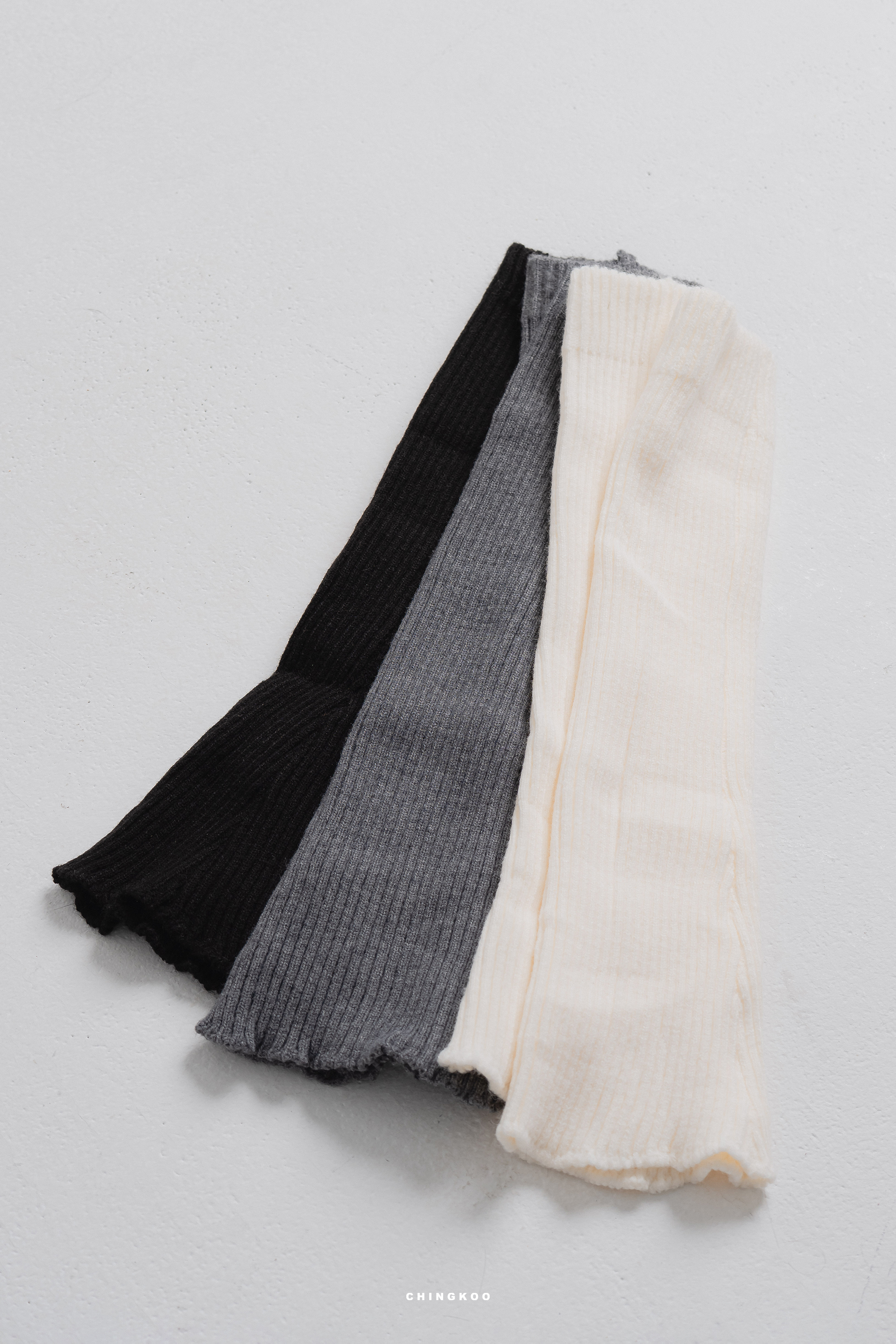 日系荷葉小喇叭襪套 3色