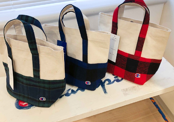 SD047 Champion 併色格仔 TOTE (日版) 33X23CM