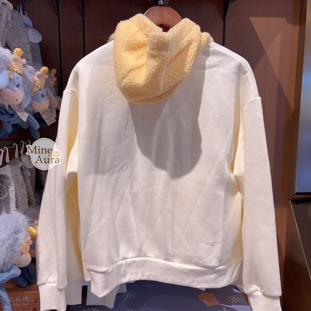 2025 冬日 小熊維尼和朋友們系列 連帽 內刷毛 長袖 上衣 帽T -上海迪士尼樂園