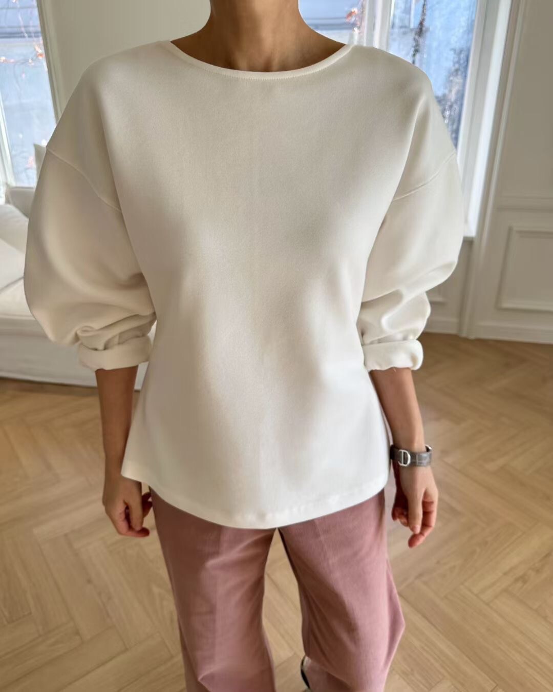 甜美感落肩圓弧澎澎袖造型圓領上衣 / 3色