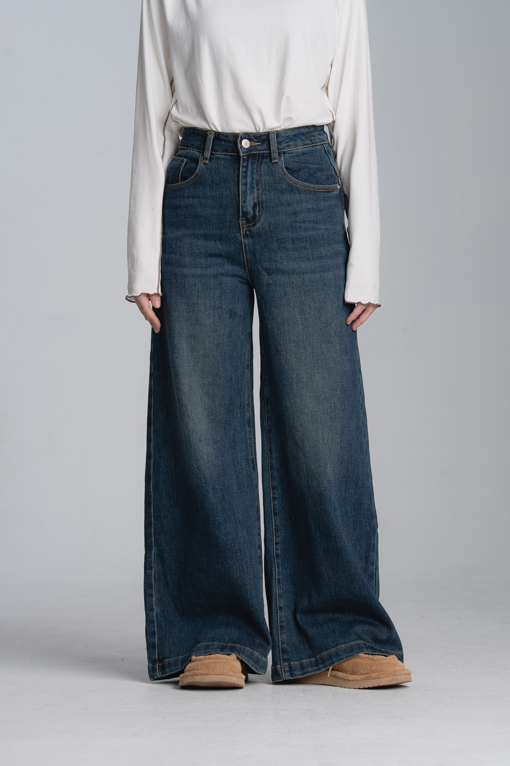 俐落修型落地牛仔褲