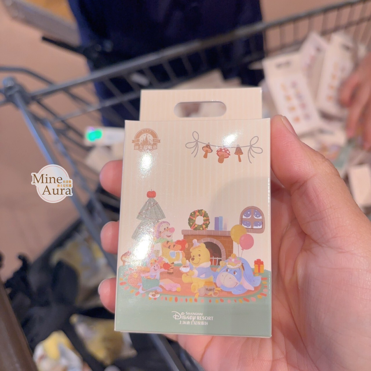 2025 冬日 小熊維尼和朋友們系列 造型 徽章 PIN 盲選盒 盲盒 -上海迪士尼樂園