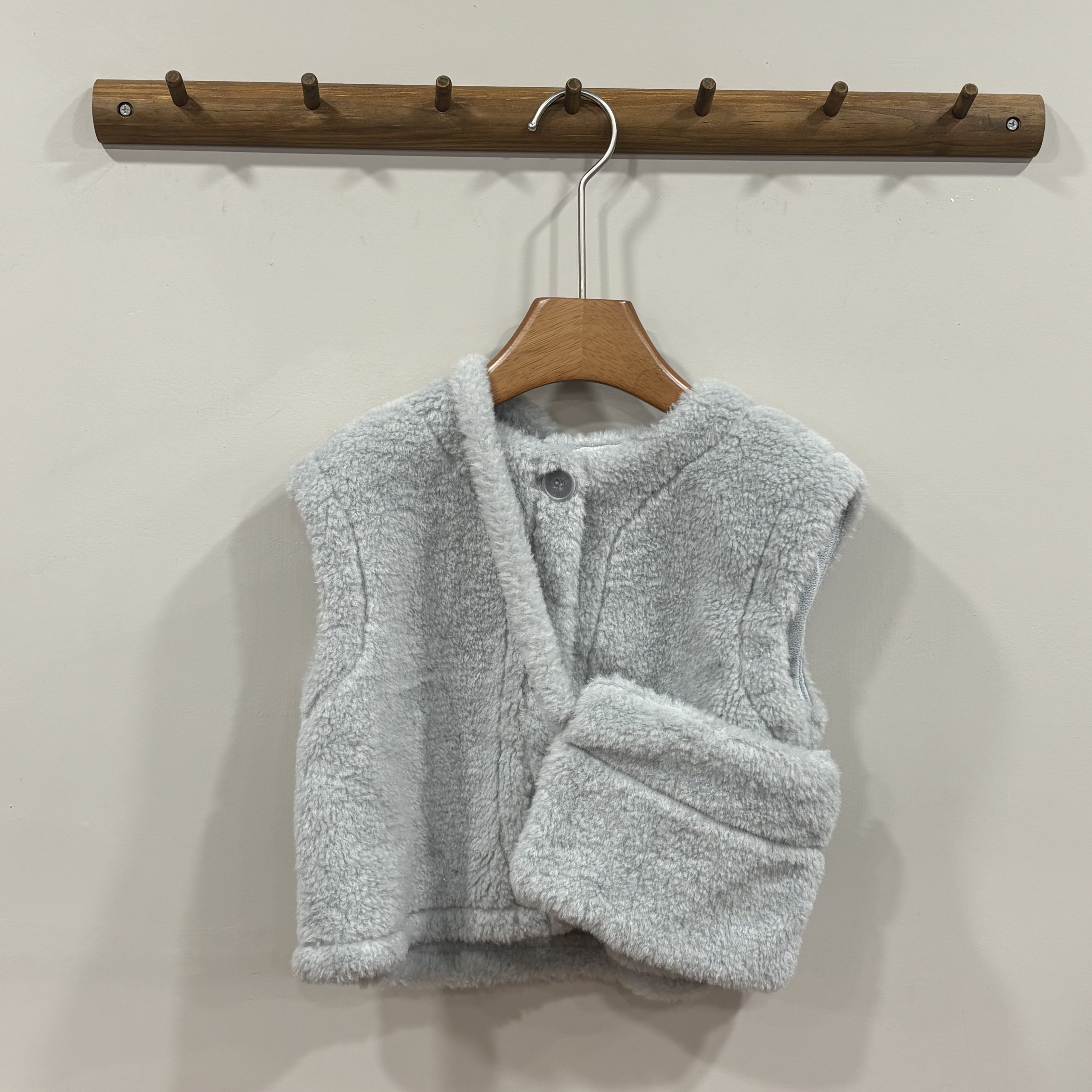 A03715毛毛麂皮背心（含包包）