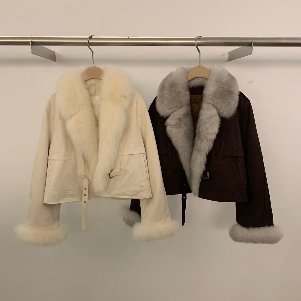 配色狐狸毛手袖毛領造型雙口袋外套 / 2色