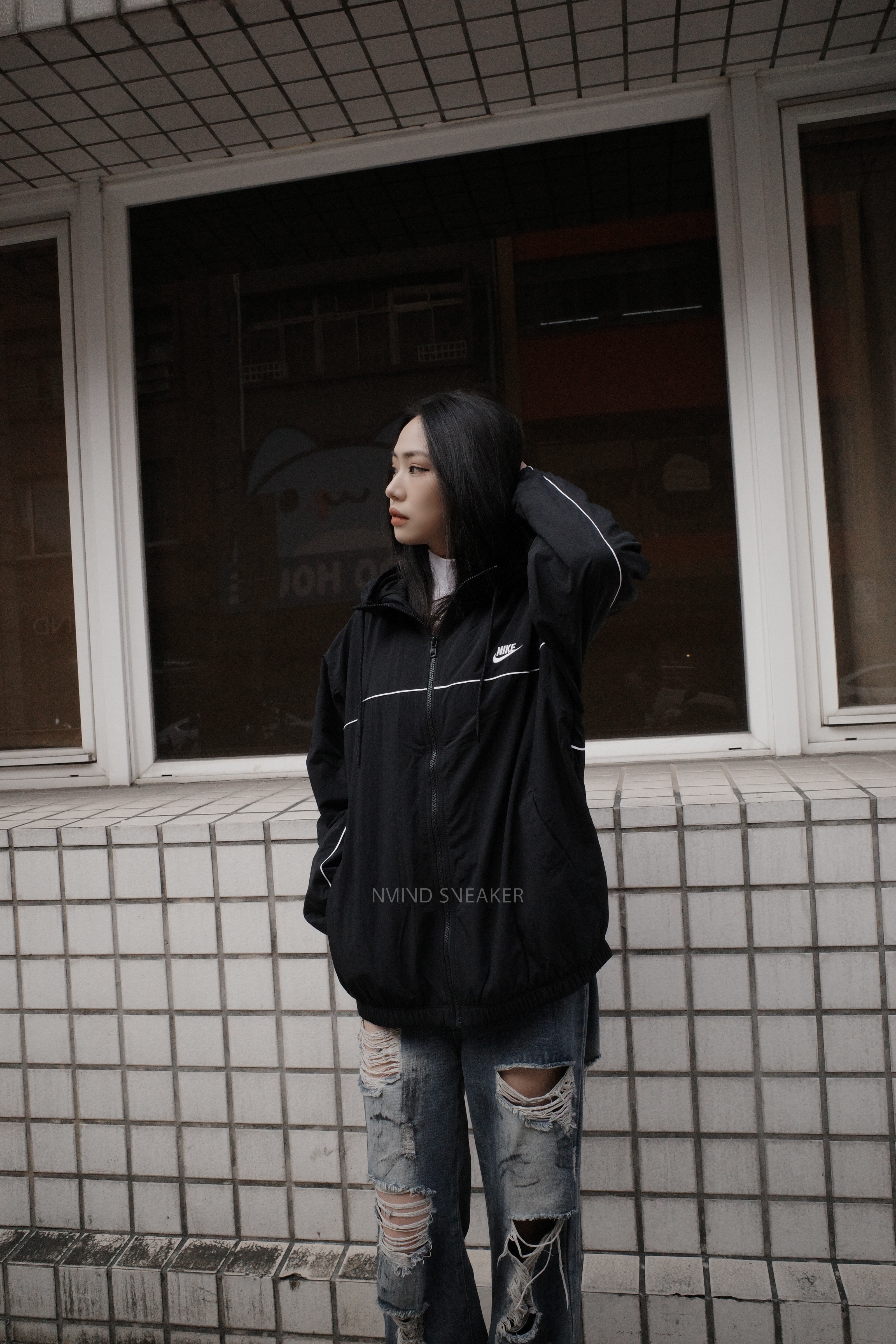 NIKE 復古防風連帽外套