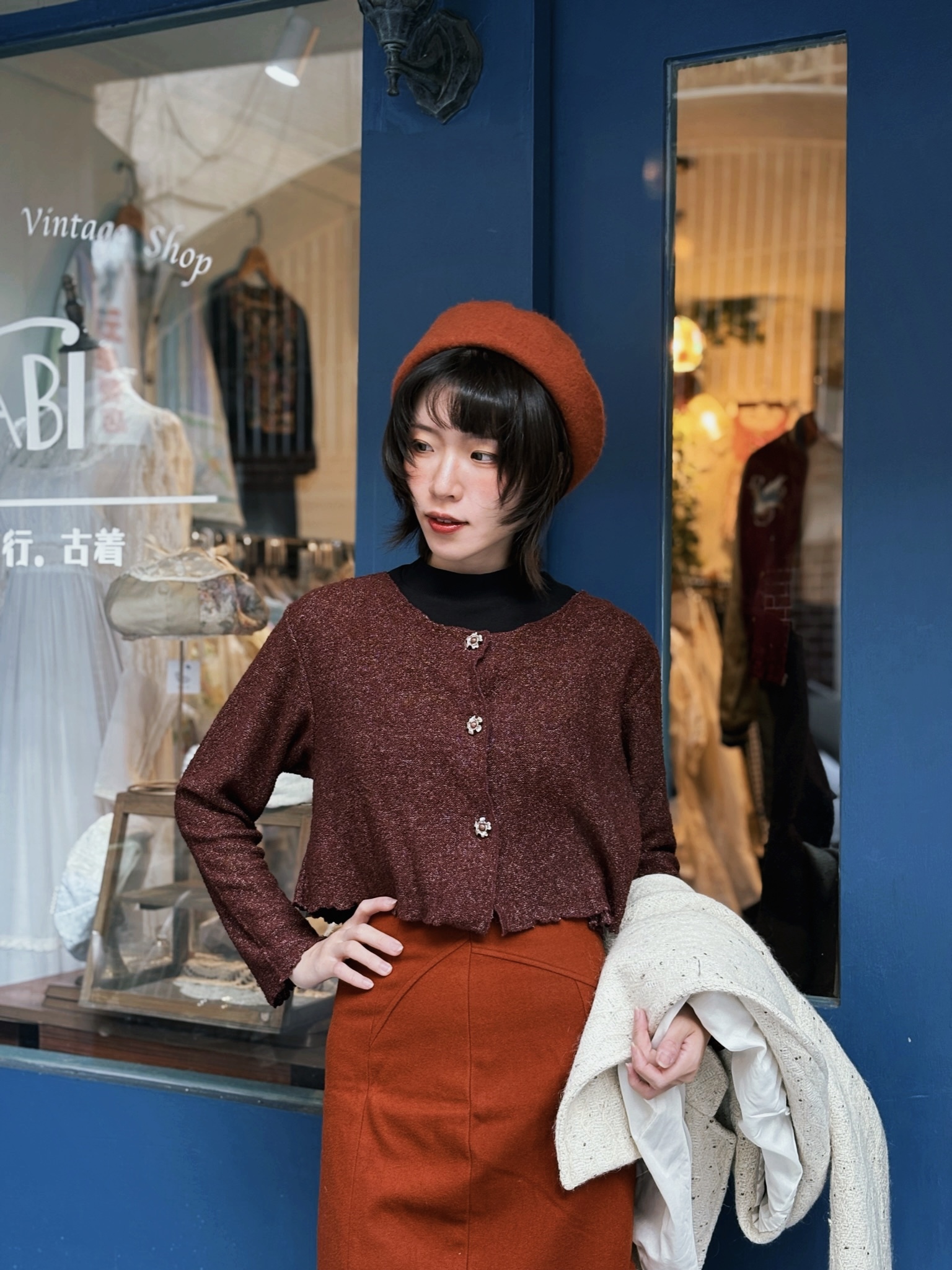 Vintage Cardigan / 深莓果棕針織木耳捲邊短版開襟外套