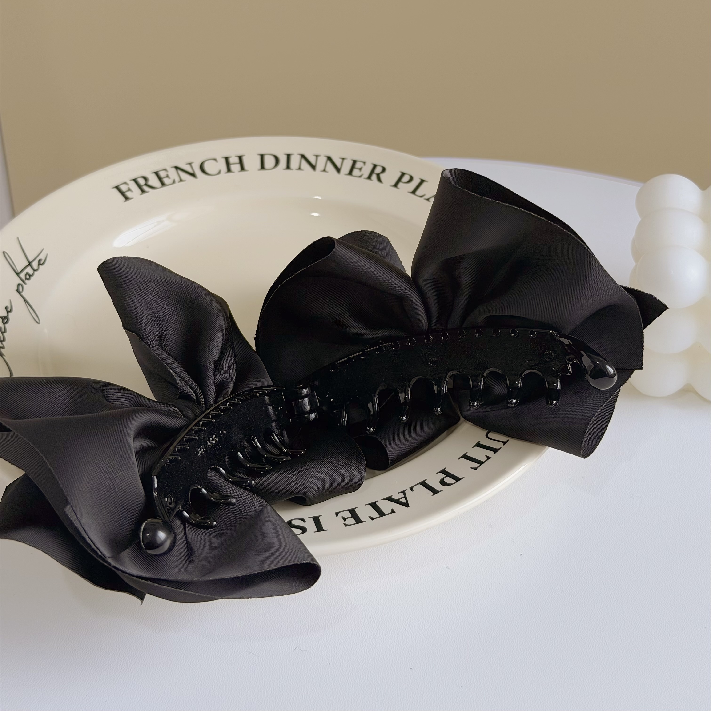 H217素面滑布三層蝴蝶結香蕉夾