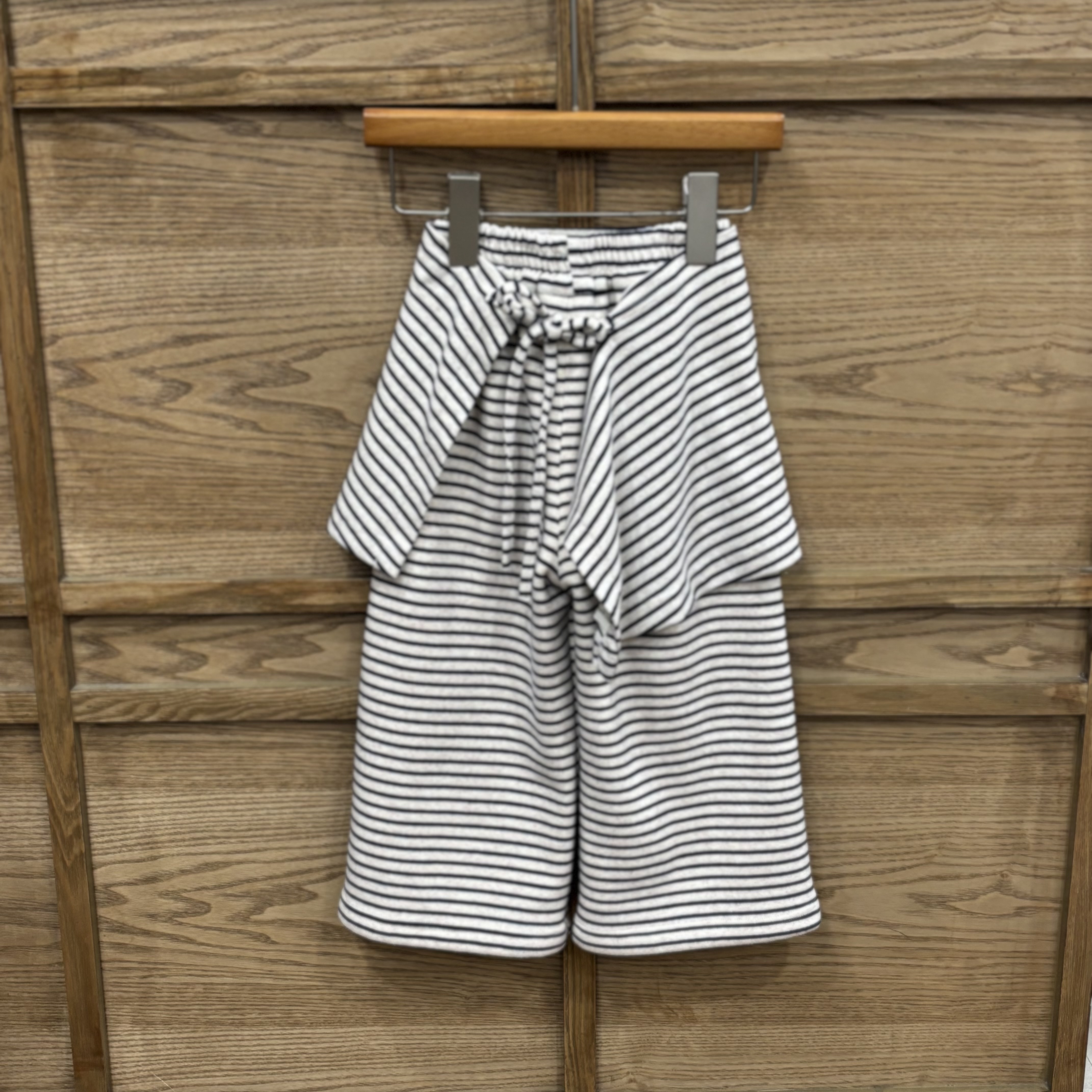 S00031屁簾條紋直筒褲