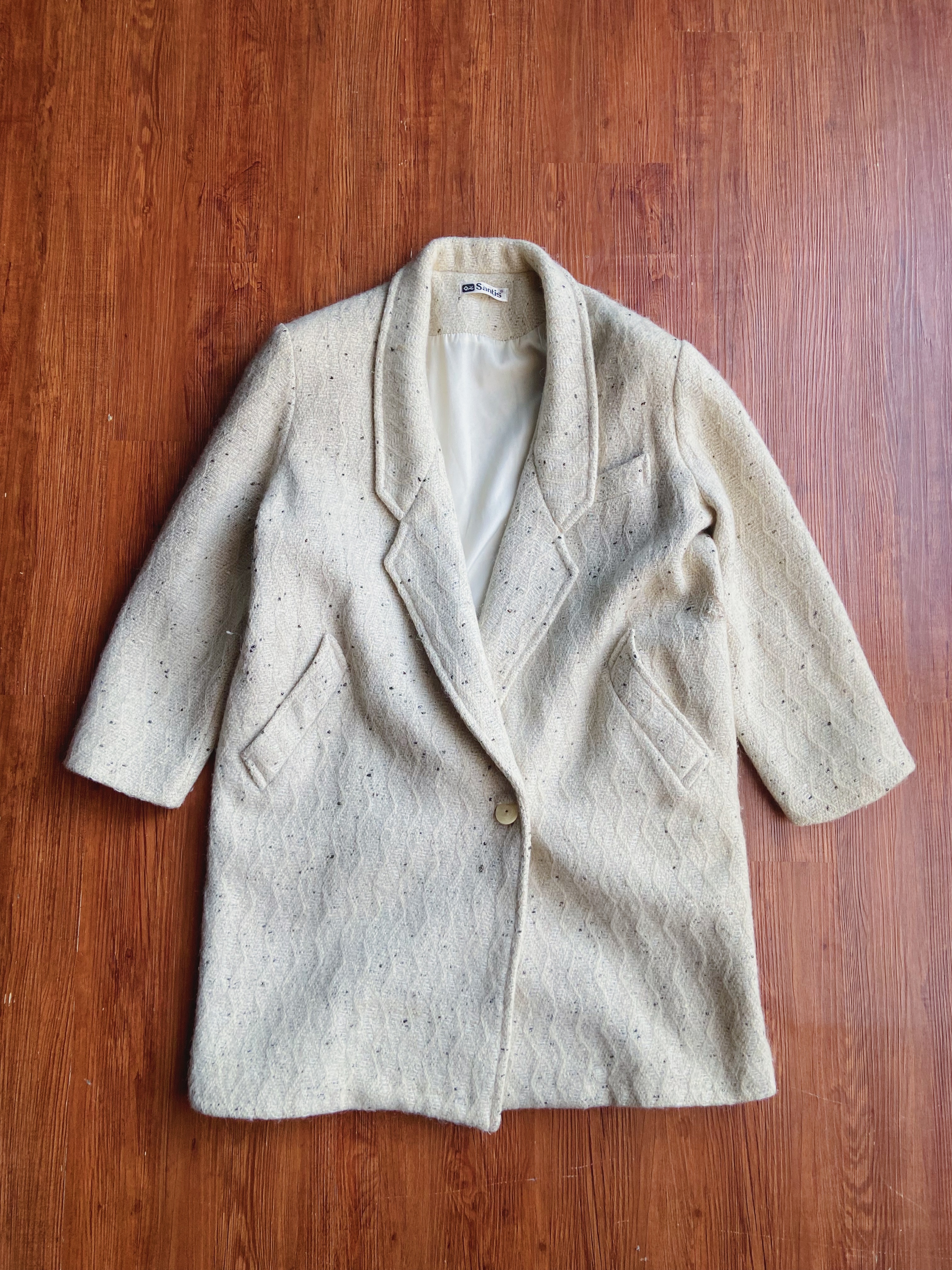 Vintage Coat /簡約波浪暗紋米白色大衣
