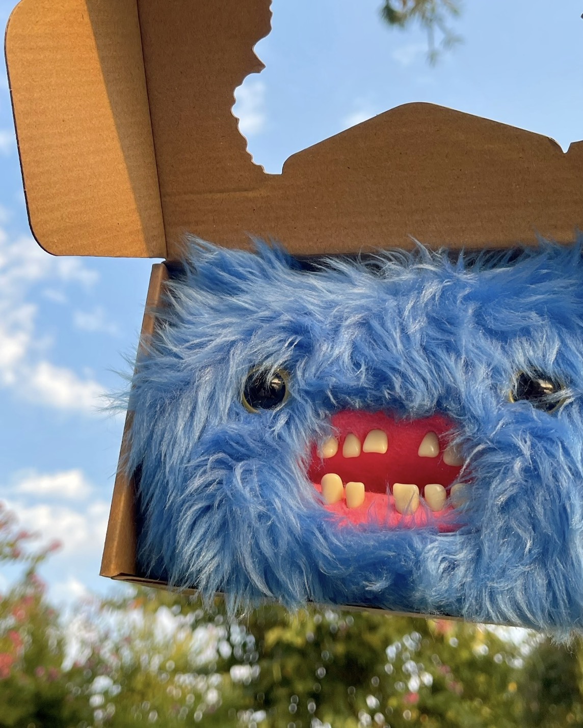 <正版授權>FUGGLER 牙齒怪 放克牙寶 毛絨包包 斜背包 肩背包 共12色