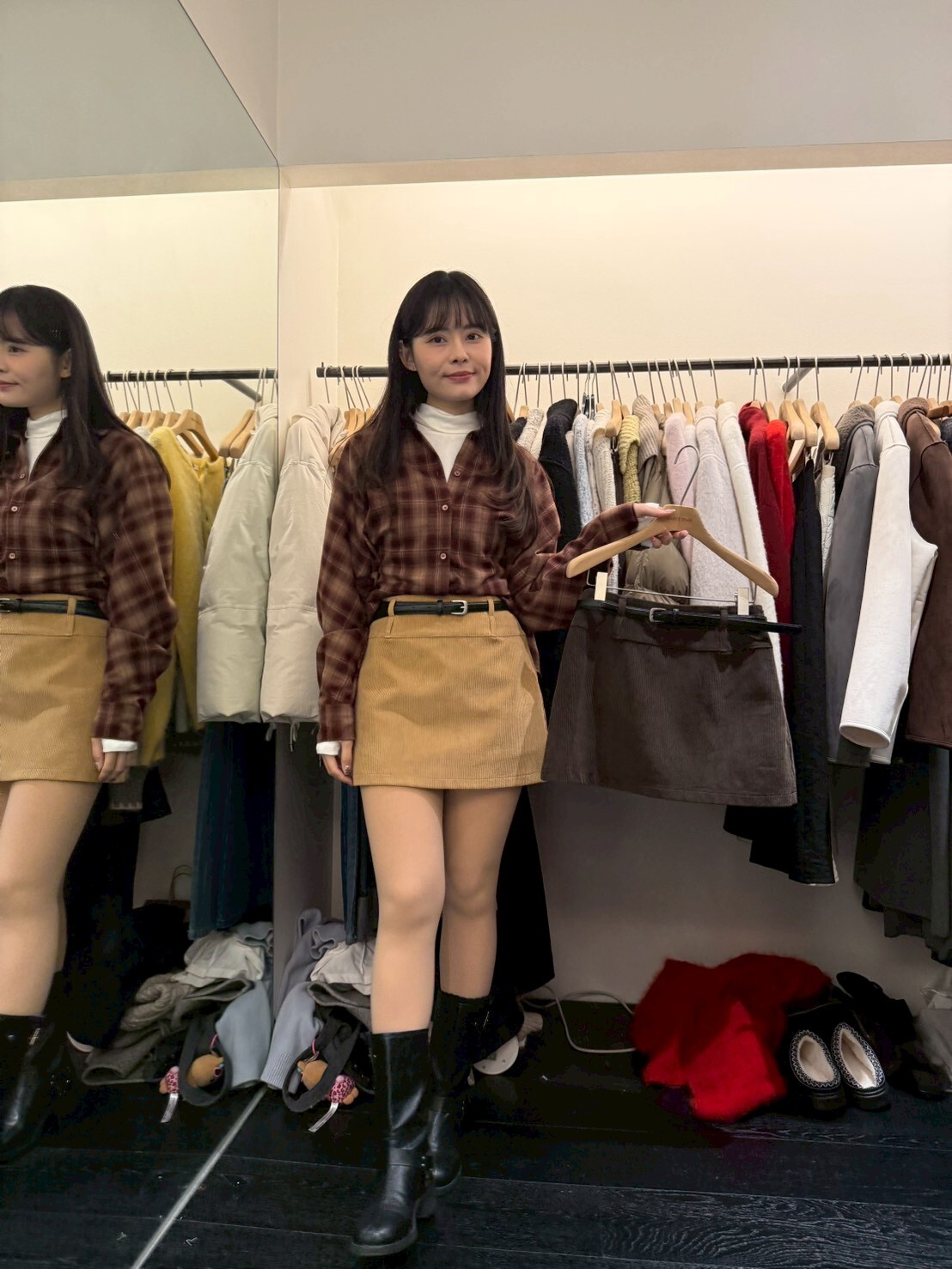 OB5308 麂皮連皮帶A字短裙