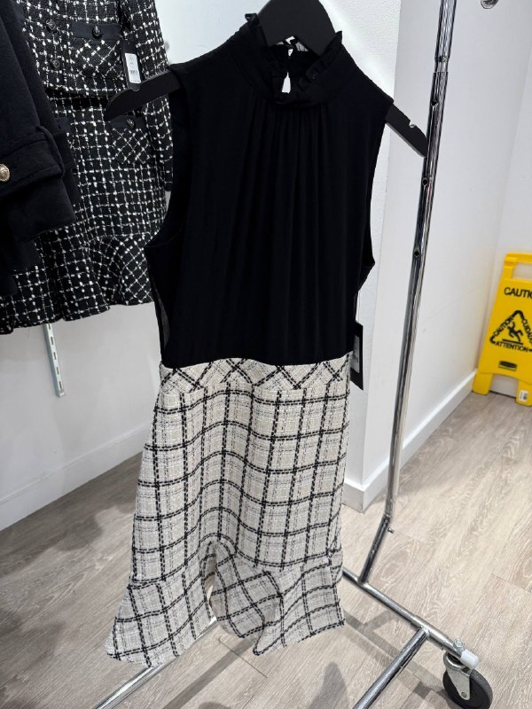 [U] KARL LAGERFELD BK/S WH/BK MLT METALLIC PLAID TWEED A LINE DRESS, LD5T0K75-05Z (UKL526)