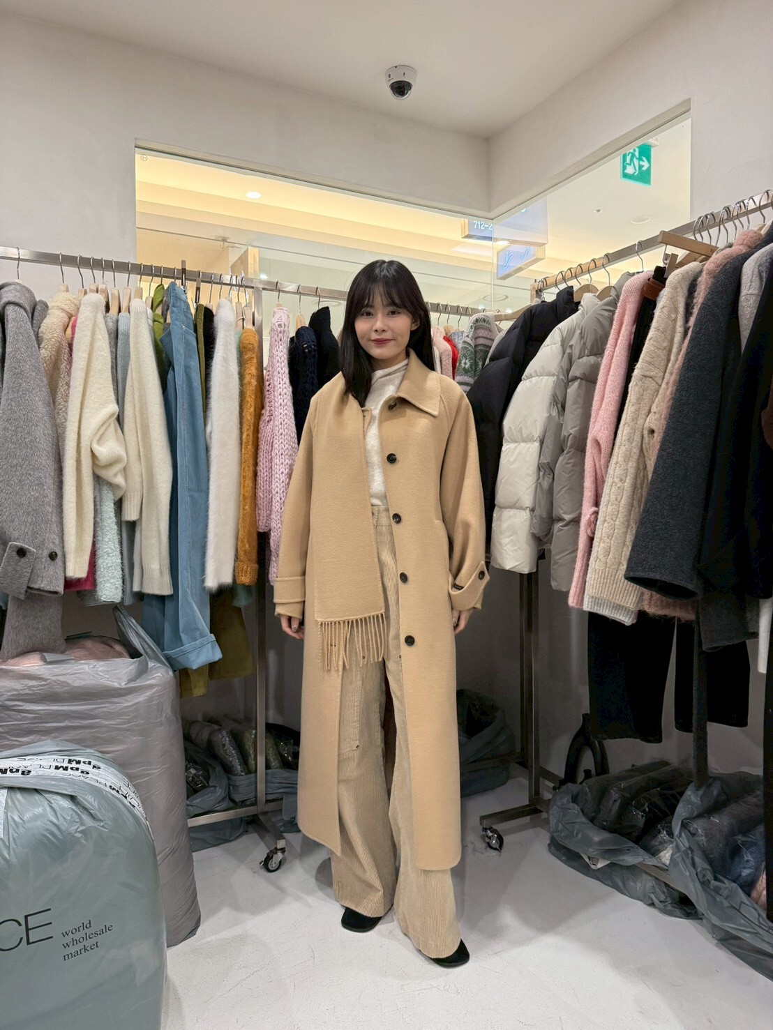 MB5306 氣質圍巾翻領排扣長外套