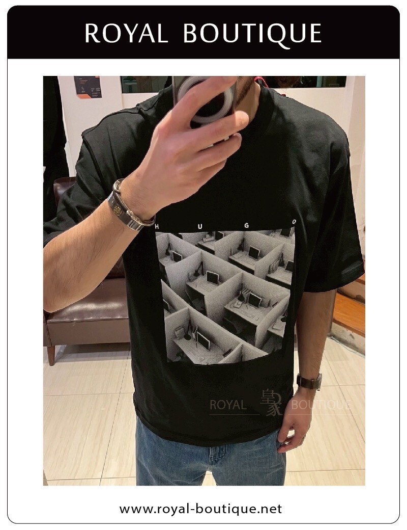 BOSS HUGO胸前辦公室相片印花短T