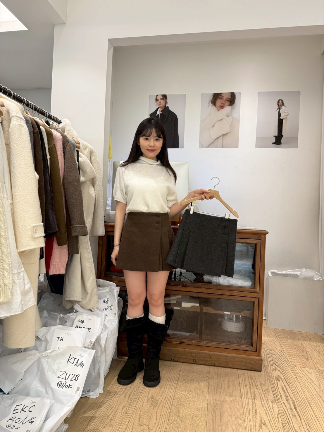 OU5312 側扣百褶短裙