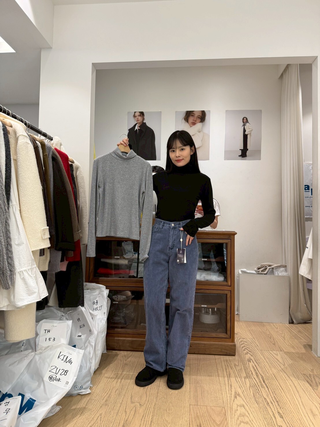 OU5353 貼身高領內搭上衣