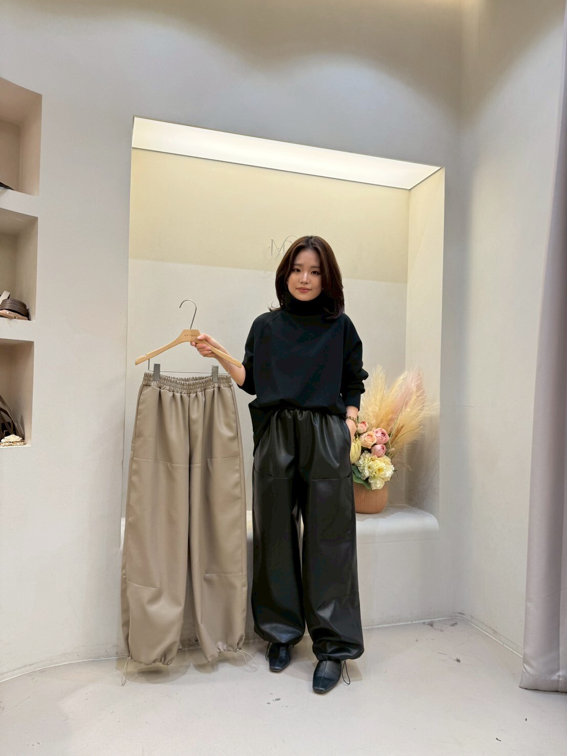 MA5304 仿皮直筒褲