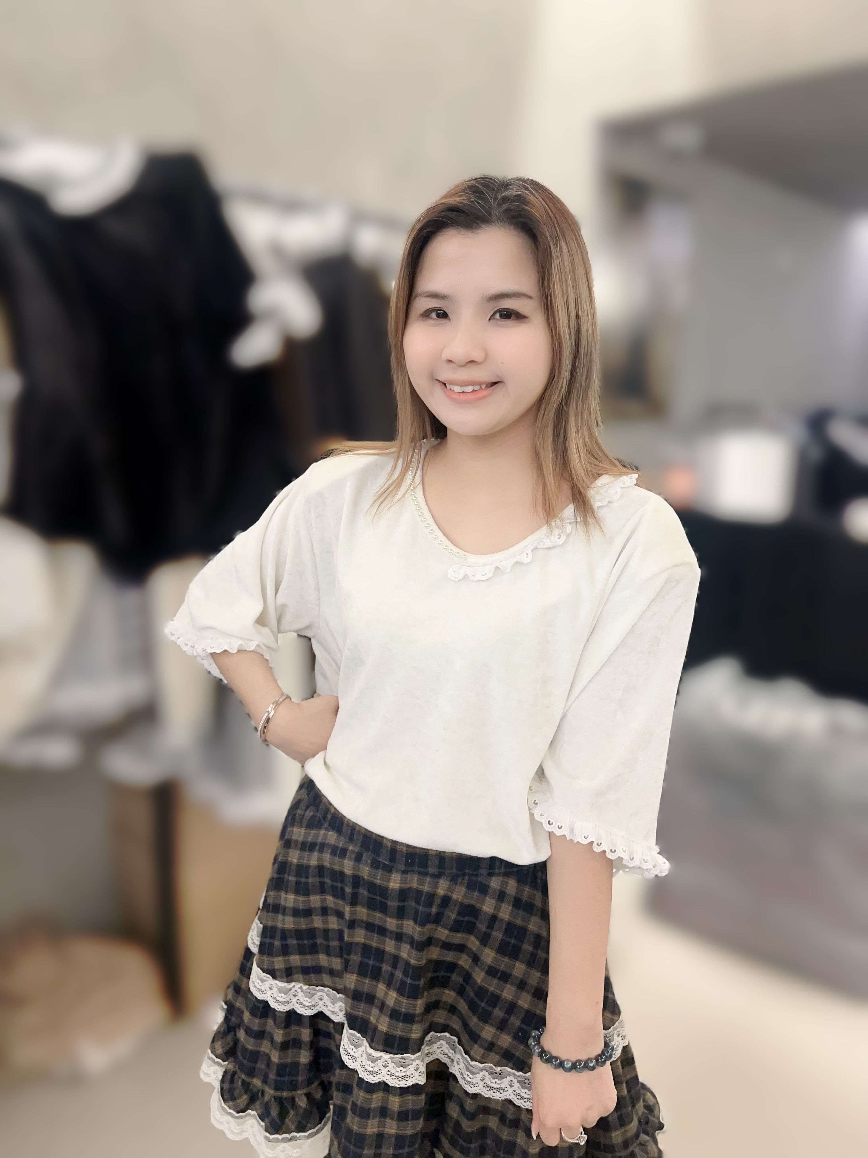 MP14 絲絨上衣  胸 56 長 25 $439 (一口價)