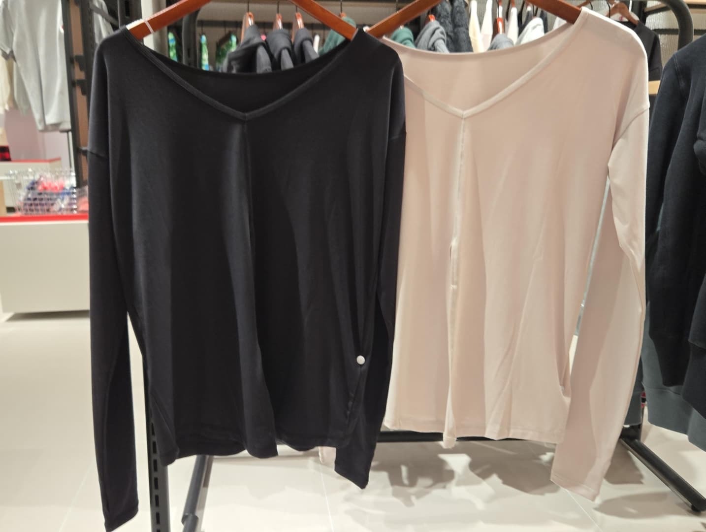 SD008 Champion EUR WMN SLIT BK LS 女裝長袖上衣 (歐版)