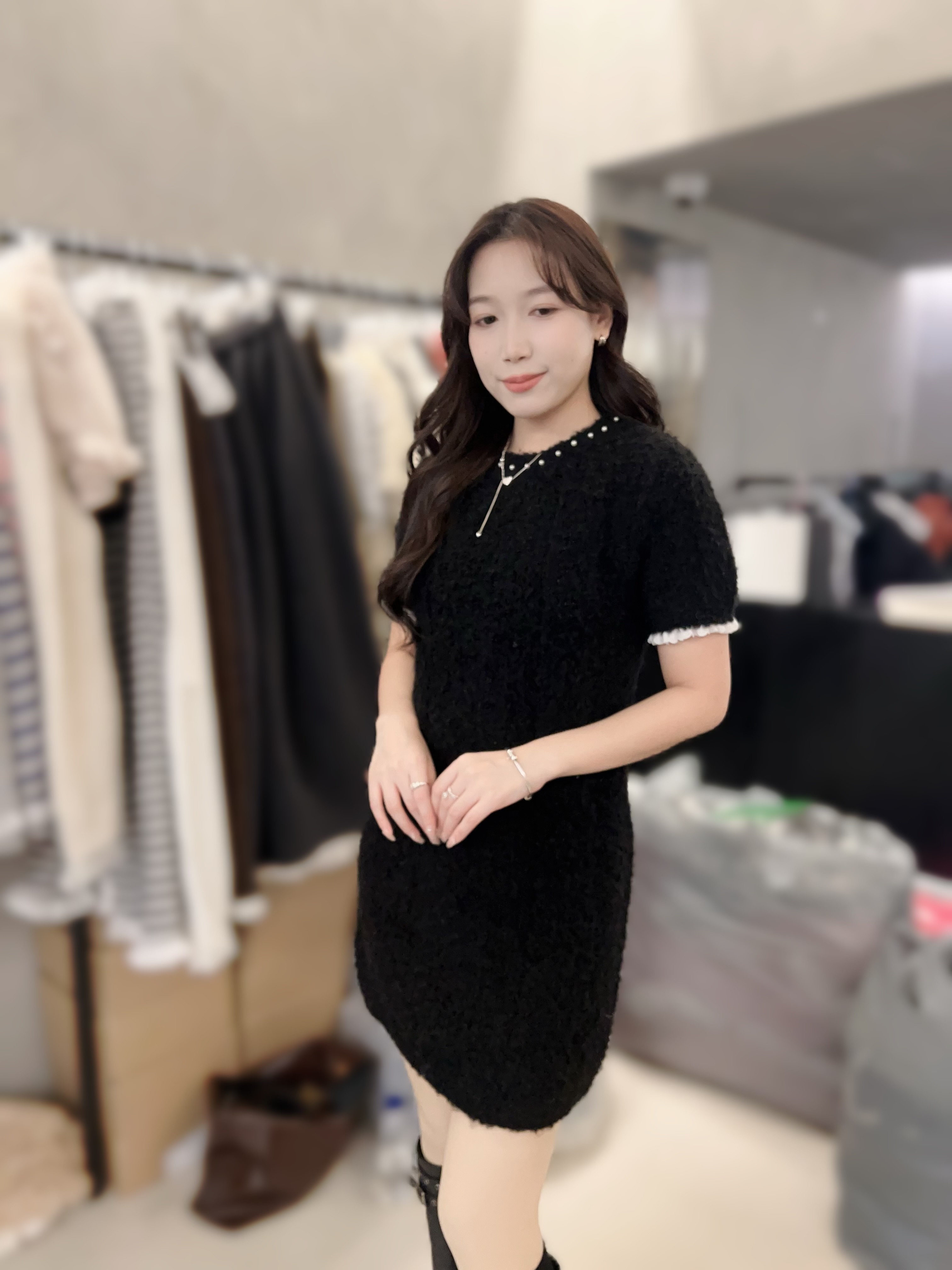 MP18 30% 羊毛  胸48  長34  $599 (一口價)