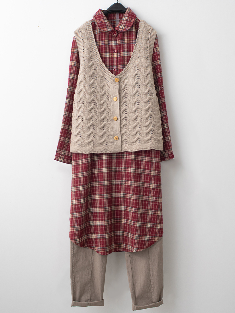 簍空織紋背心法蘭絨洋裝牛仔九分褲組合