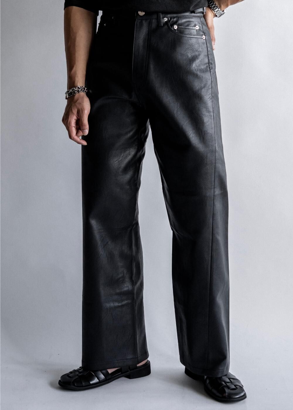 淨色合成皮鬆身褲 Tac-0362P