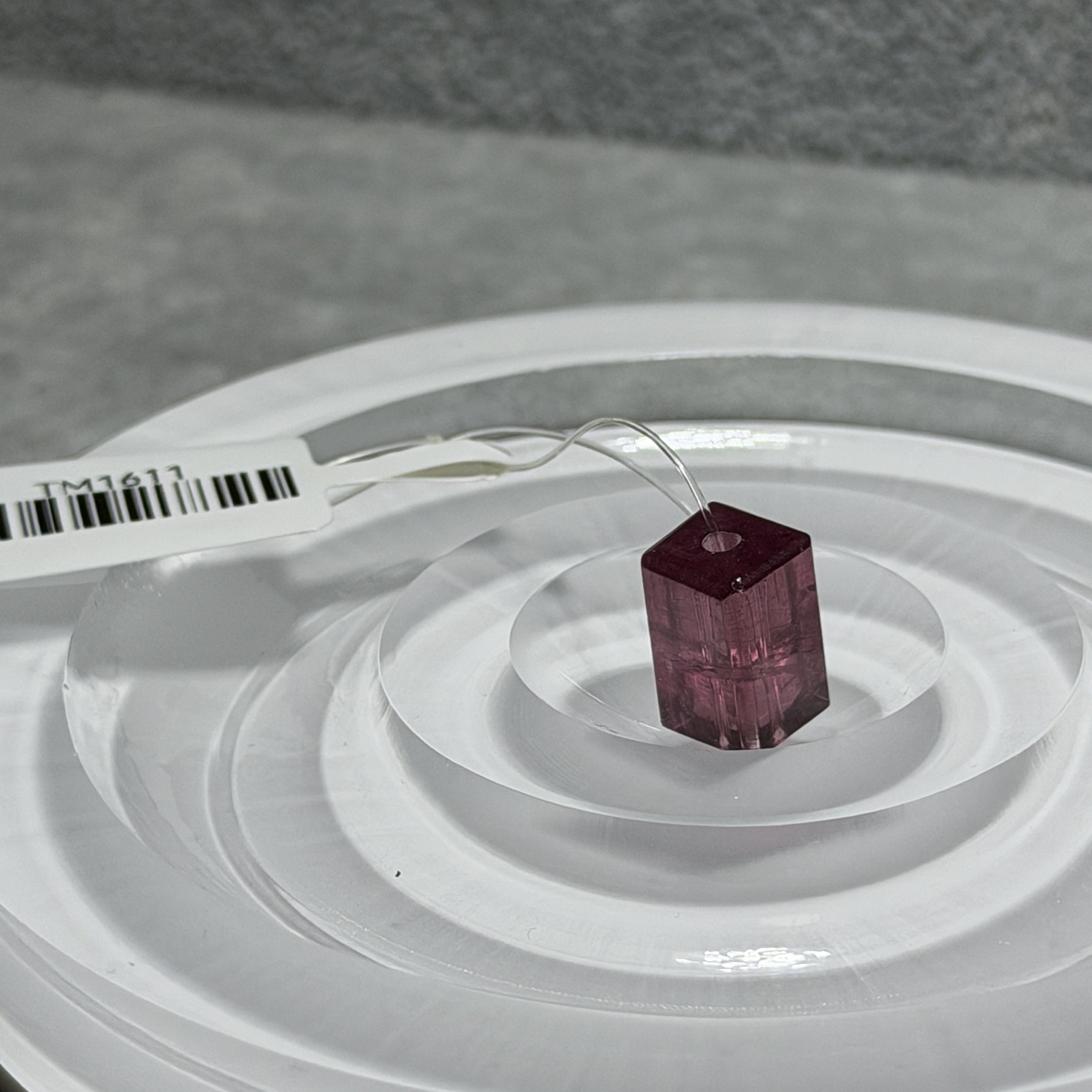 收藏品紅碧璽單珠13.5*8 TM1611