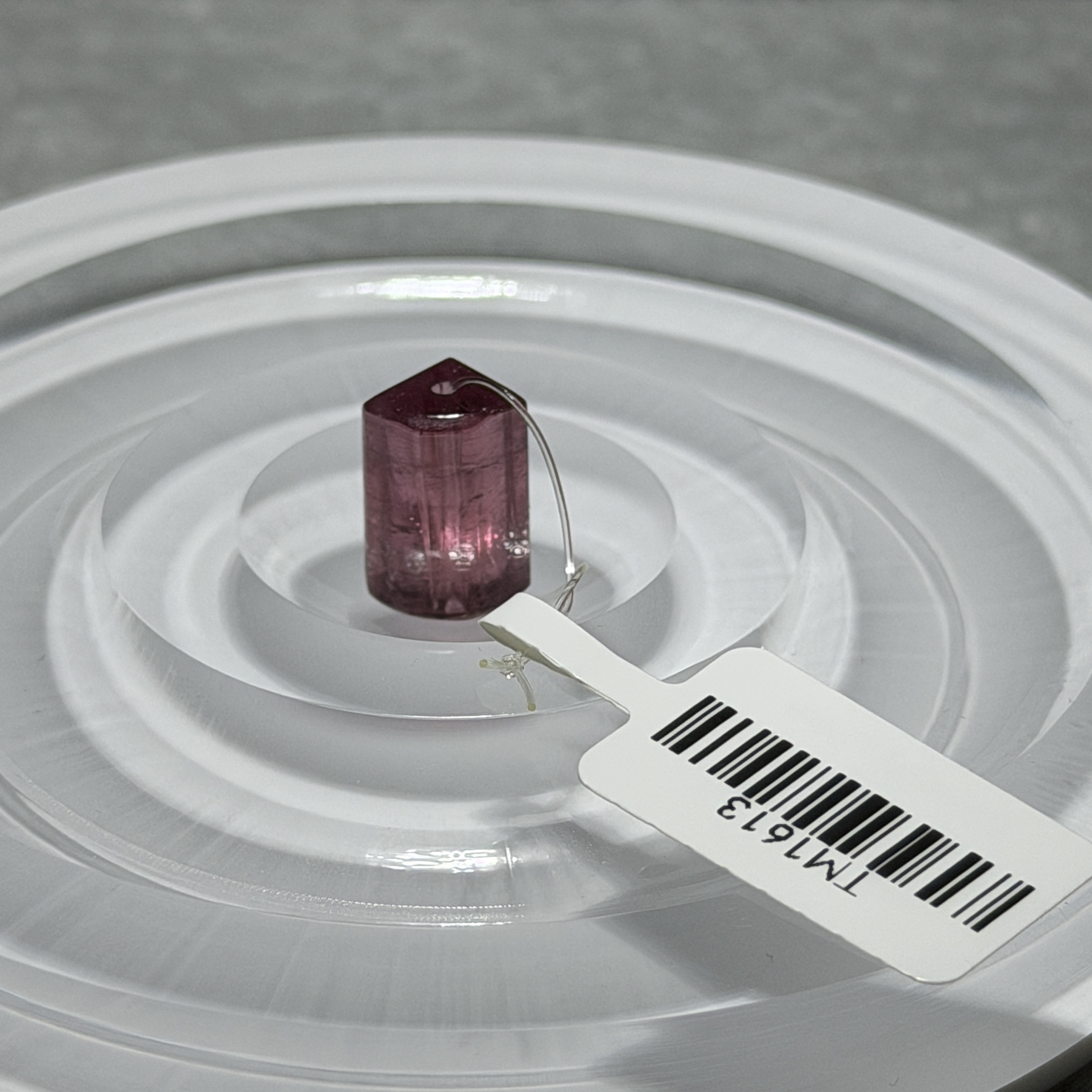 收藏品紅碧璽單珠14.2*7.4 TM1613